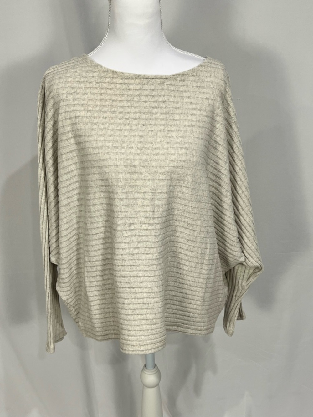 MOD ON TREND Cream Ribbed Top